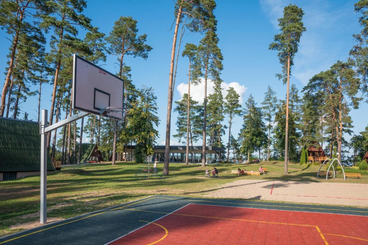 Resort Niegocin Wilkasy Exterior photo